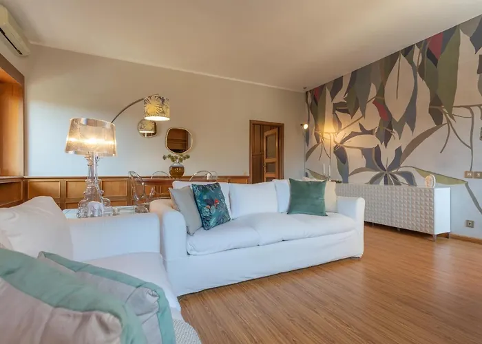 Minerva - Elegant New Classic Close To Vatican Roma