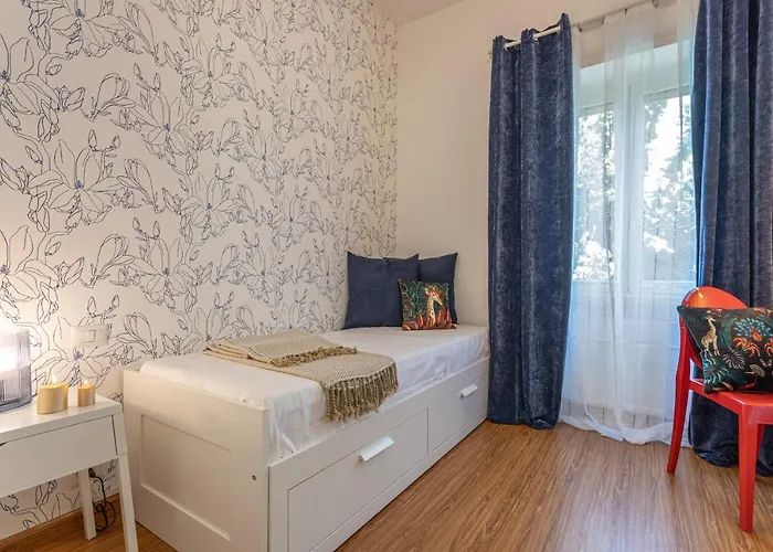 Minerva - Elegant New Classic Close To Vatican *