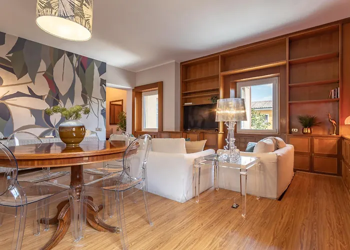 Minerva - Elegant New Classic Close To Vatican Appartamento *